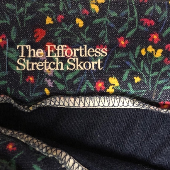 Stretch denim skorts colorful floral pattern lightweight EUC 16R - Picture 6 of 6